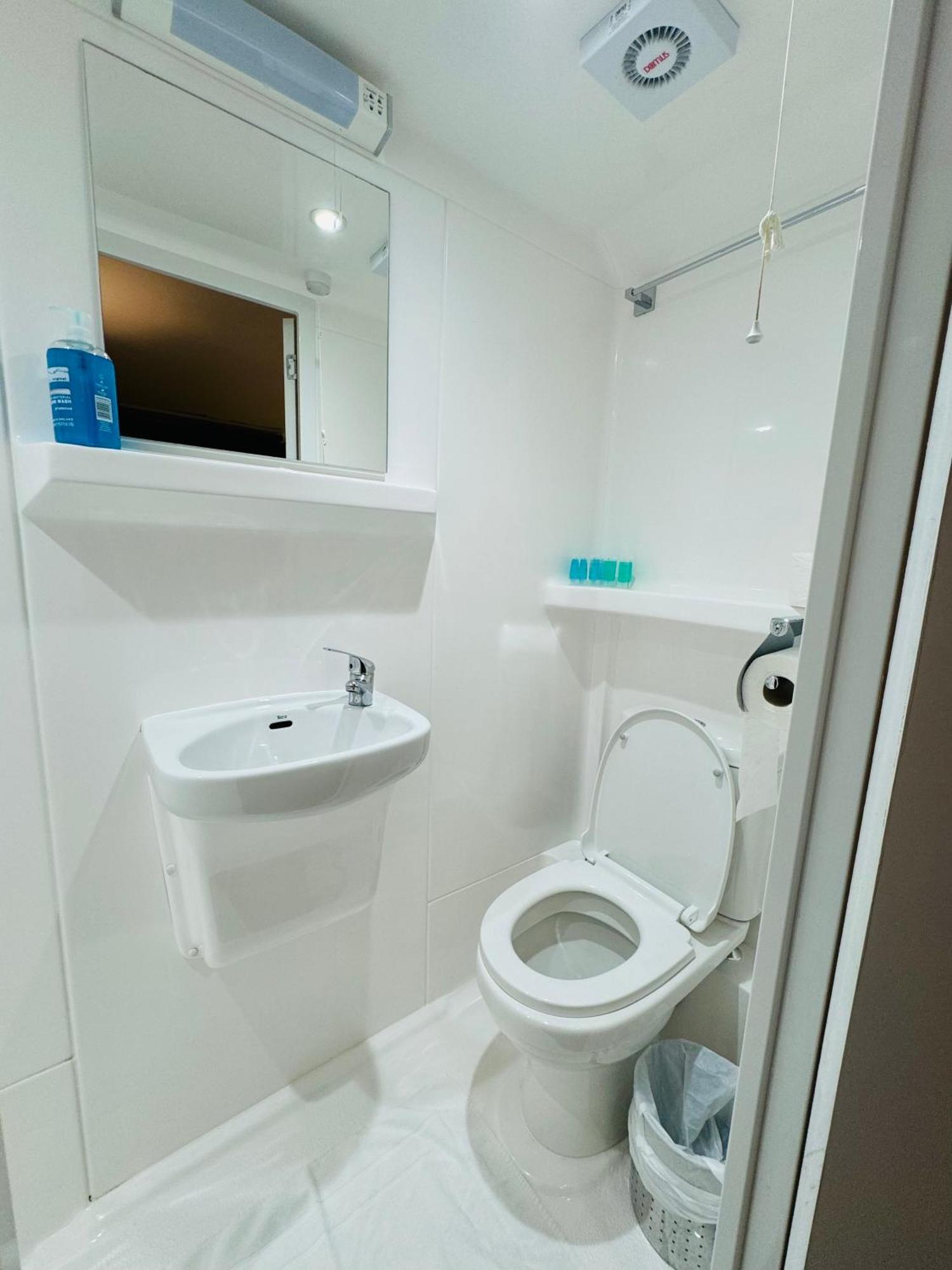 The Beverley House Hotel London Ngoại thất bức ảnh