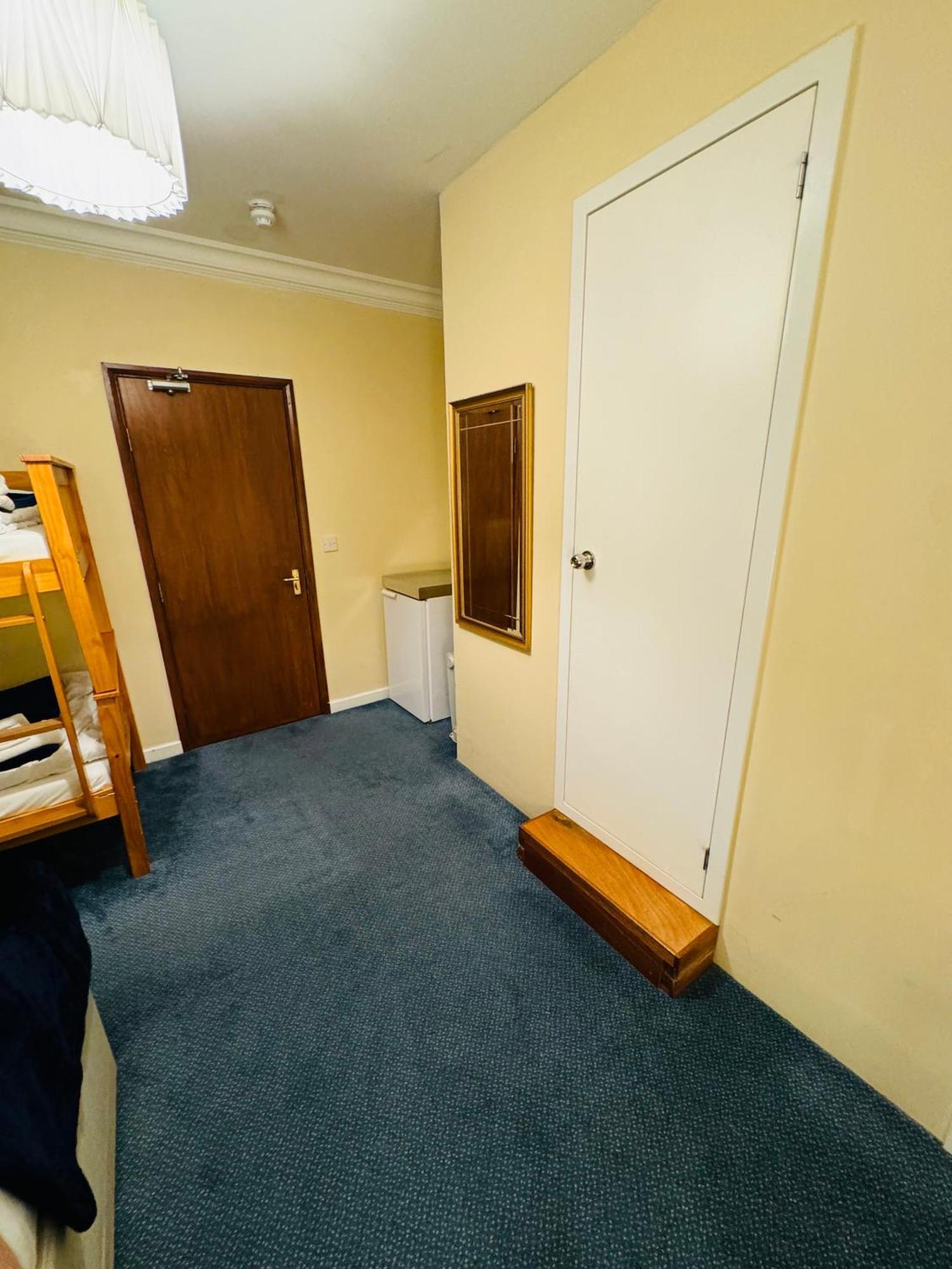 The Beverley House Hotel London Ngoại thất bức ảnh