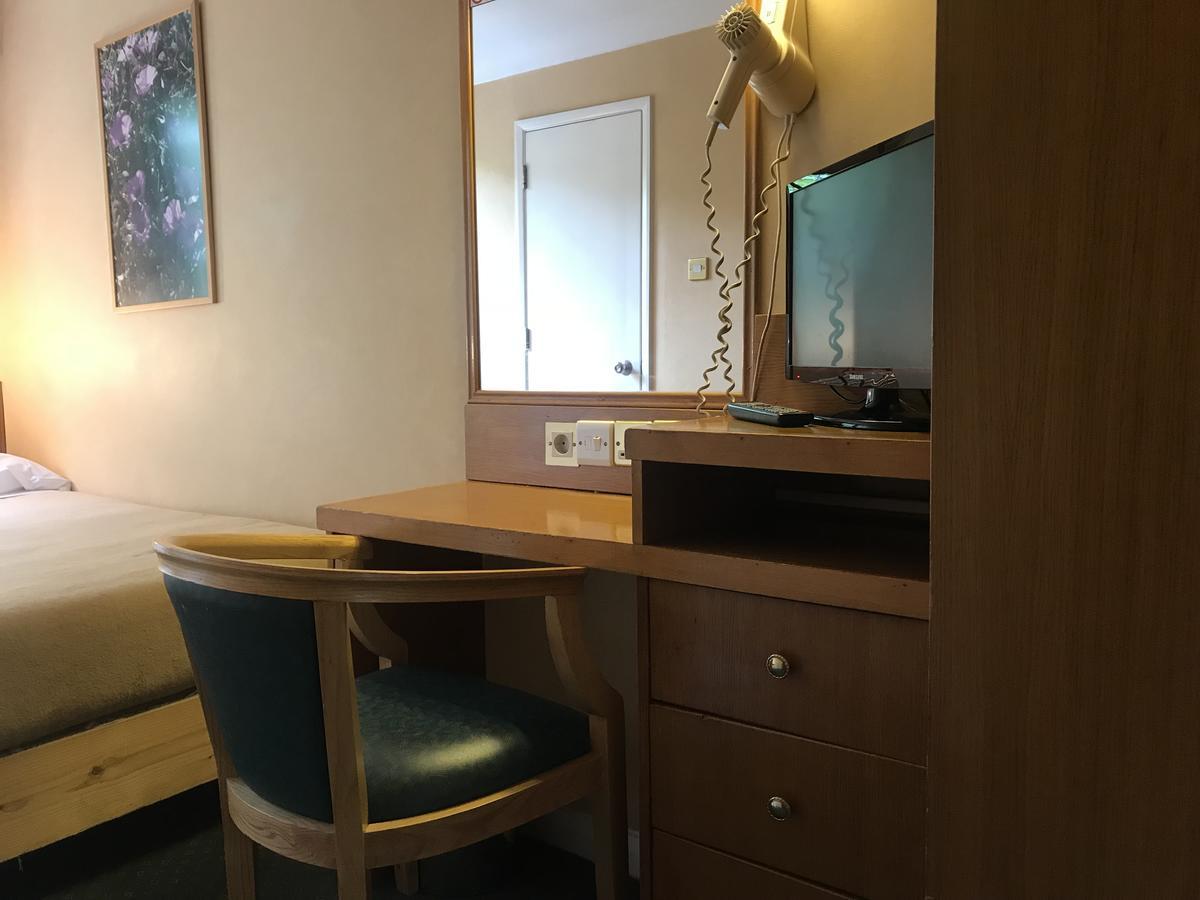 The Beverley House Hotel London Ngoại thất bức ảnh
